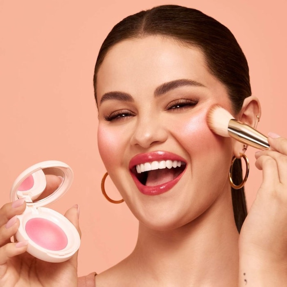 Rare Beauty by Selena Gomez 
Soft Pinch Luminous Powder Blush HOPE - Picture 5 of 6